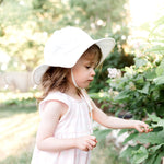 Chapeau soleil ajustable en coton, Jan & Jul, Blanc avec petite fleurs