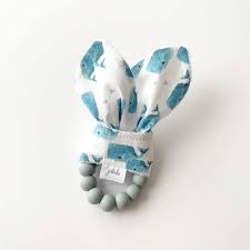 Hochet oreilles de lapin, Jululu, Baleine